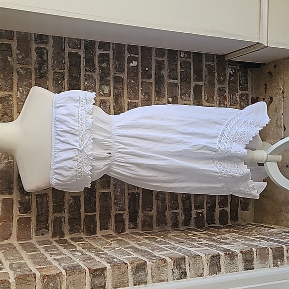 Seaspice Resort Wear White Off the Shoulder Crochet Hem Dress - Picture 3 of 9